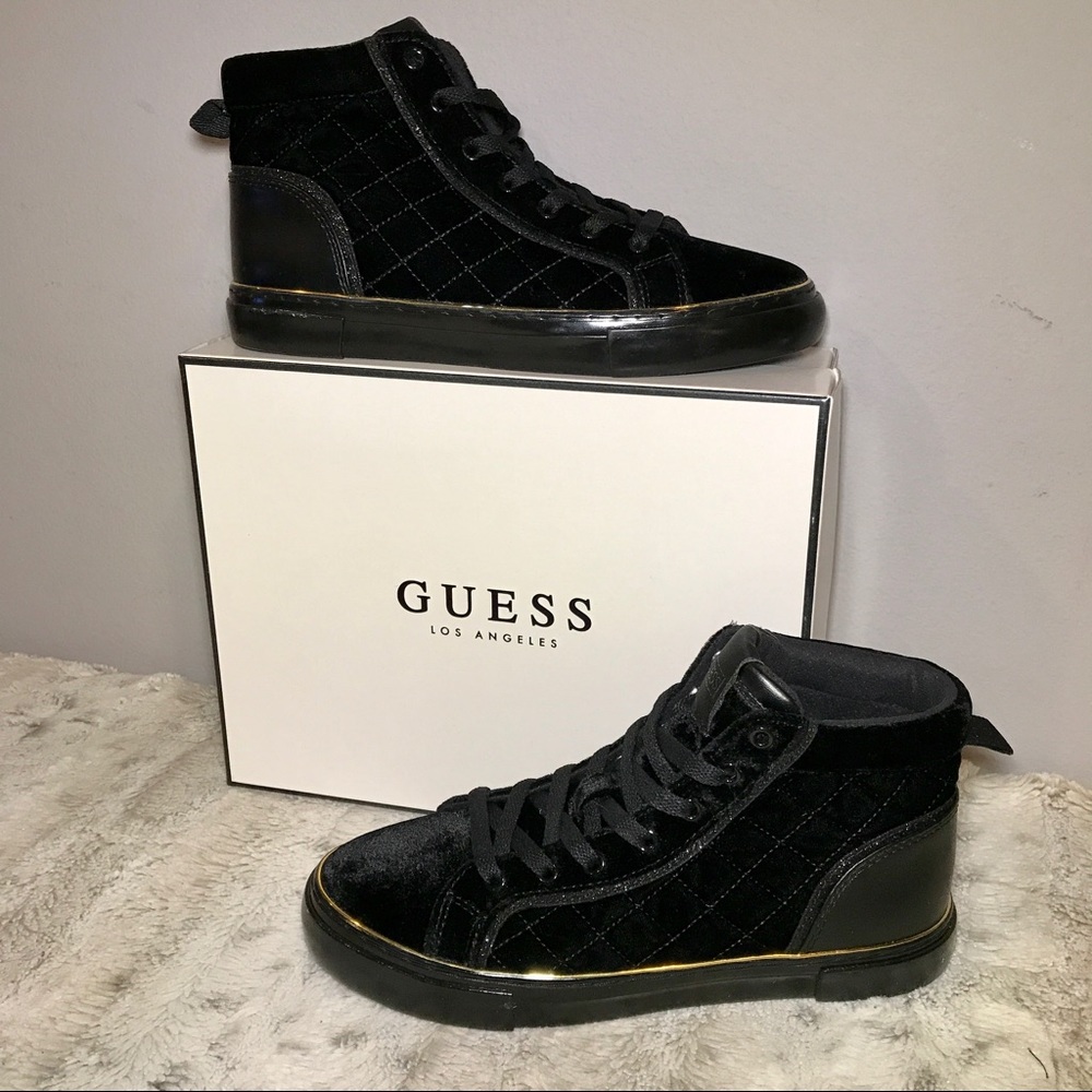 🔥NIB Quilted/ Metallic Velvet High Top Sneakers